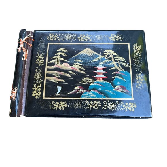 Vintage Japanese Lacquered Photo Album with Mt Fuji Design Empty Pages and Ribbo - Picture 3 of 6